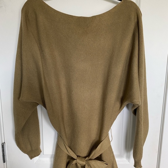 NWT LULUS Modern Comfort Olive Green Dolman Sleeve Mini Sweater Dress Small - Picture 6 of 12